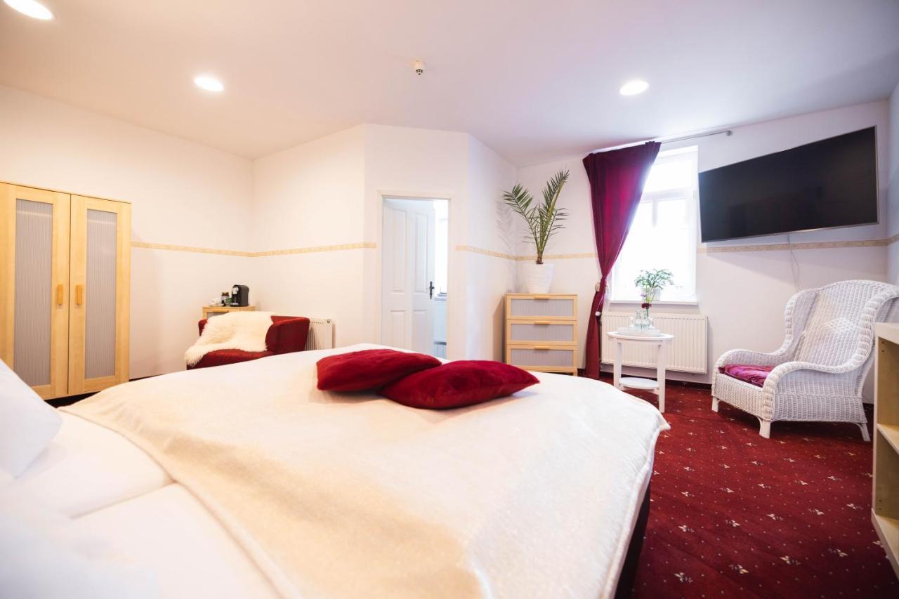 Pension Friedrichshof บาด โคลสเตอร์เลาชนิทซ์ ภายนอก รูปภาพ